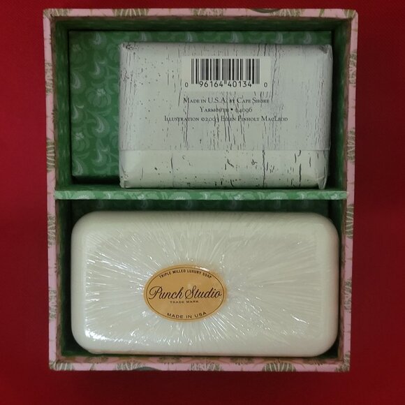 Punch Studio Lavender Soap Keepsake Floral Gift Box - Picture 6 of 13